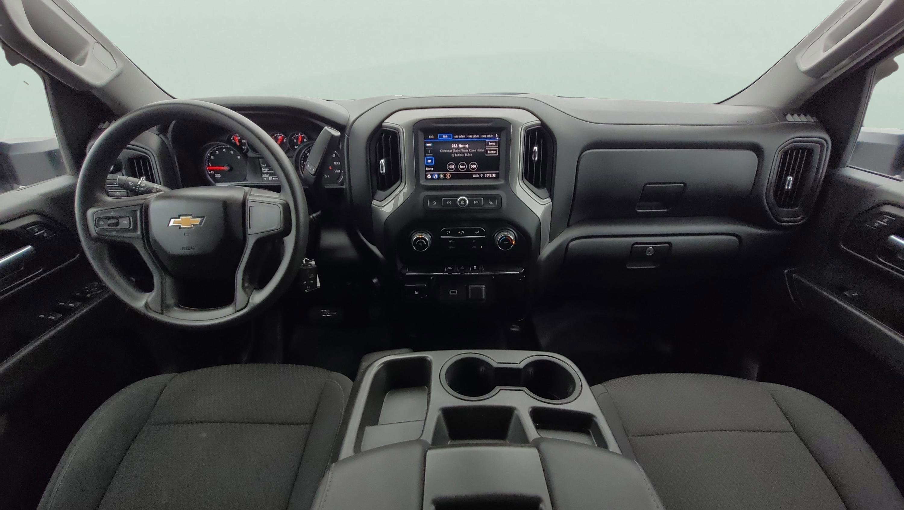 Used 2020 Chevrolet Silverado 2500 Custom w/ Custom Value Package image 14