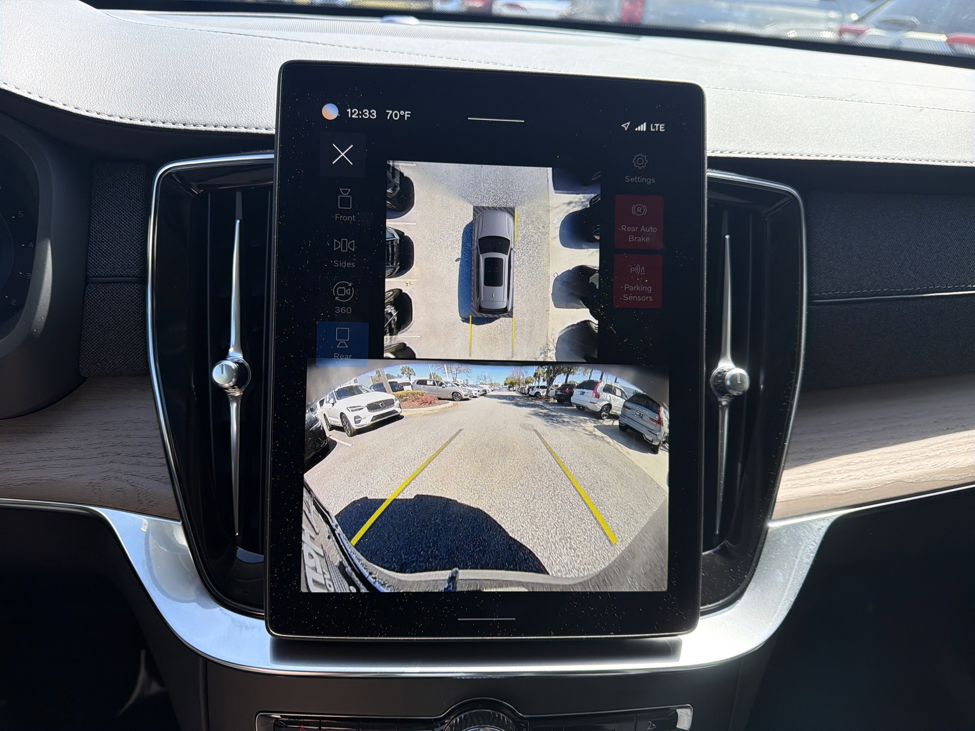 Used 2025 Volvo XC90 B6 Plus image 25