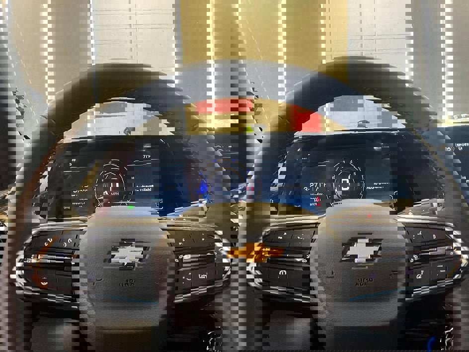 New 2026 Chevrolet Equinox LT image 24