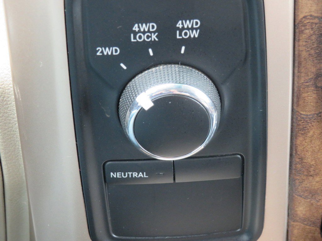 Used 2015 RAM 2500 Longhorn image 22