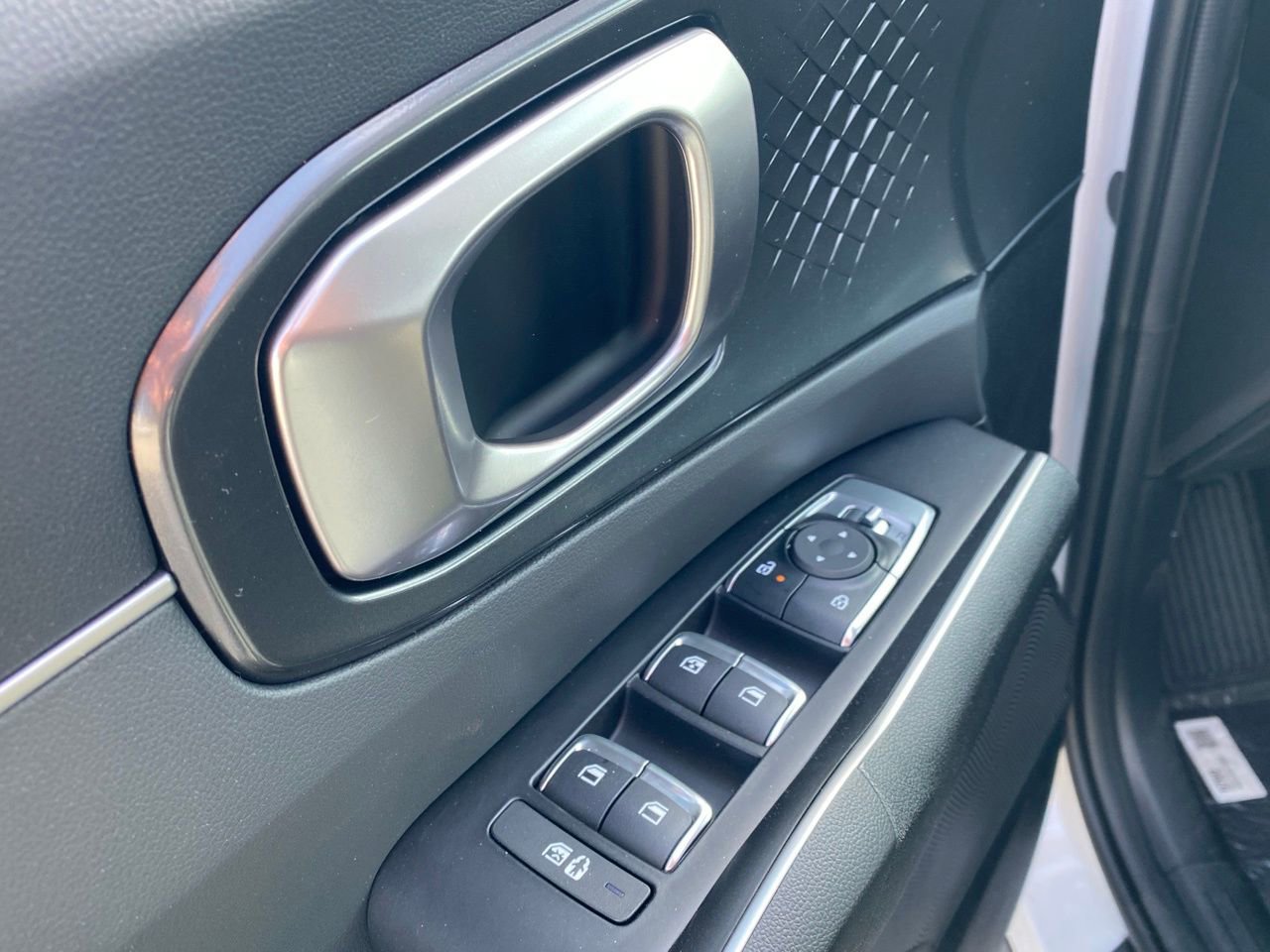 New 2026 Kia Sorento LX FWD image 10