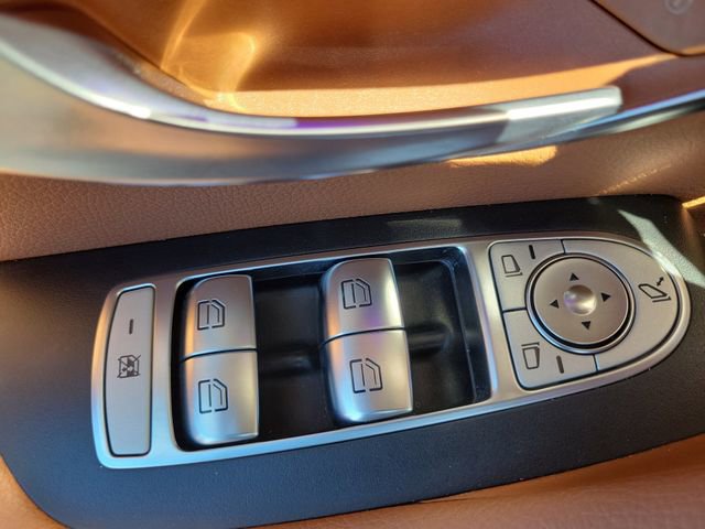 Used 2021 Mercedes-Benz E 450 Cabriolet image 15