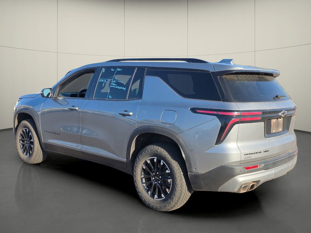Used 2024 Chevrolet Traverse Z71 w/ Enhanced Driving Package AWD/4WD image 5