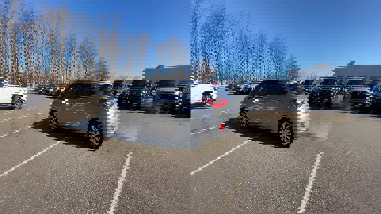 Used 2016 Hyundai Elantra GT image 12