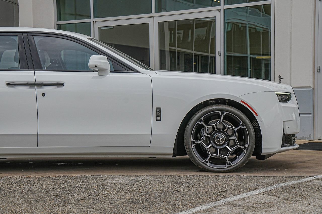New 2025 Rolls-Royce Ghost Black Badge AWD/4WD image 10