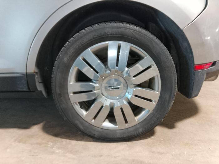 Used 2008 Lincoln MKX AWD image 12