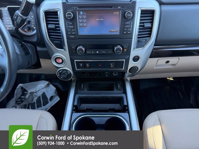 Used 2017 Nissan Titan SV AWD/4WD image 25