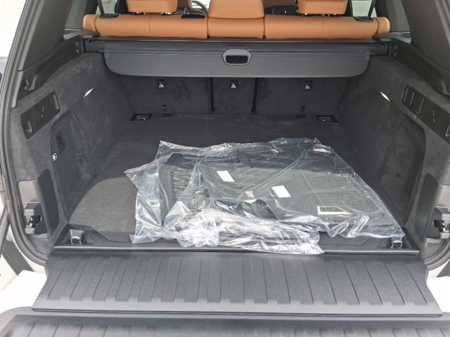 New 2026 BMW X5 sDrive40i w/ M Sport Package RWD image 6