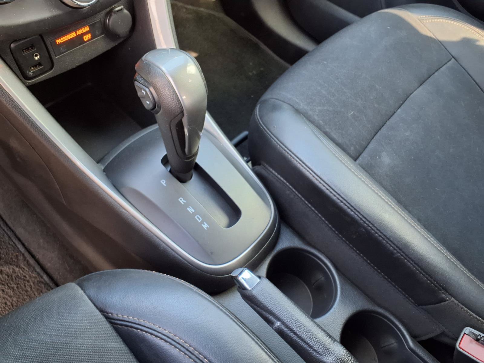 Used 2019 Chevrolet Trax LT w/ LT Convenience Package FWD image 10