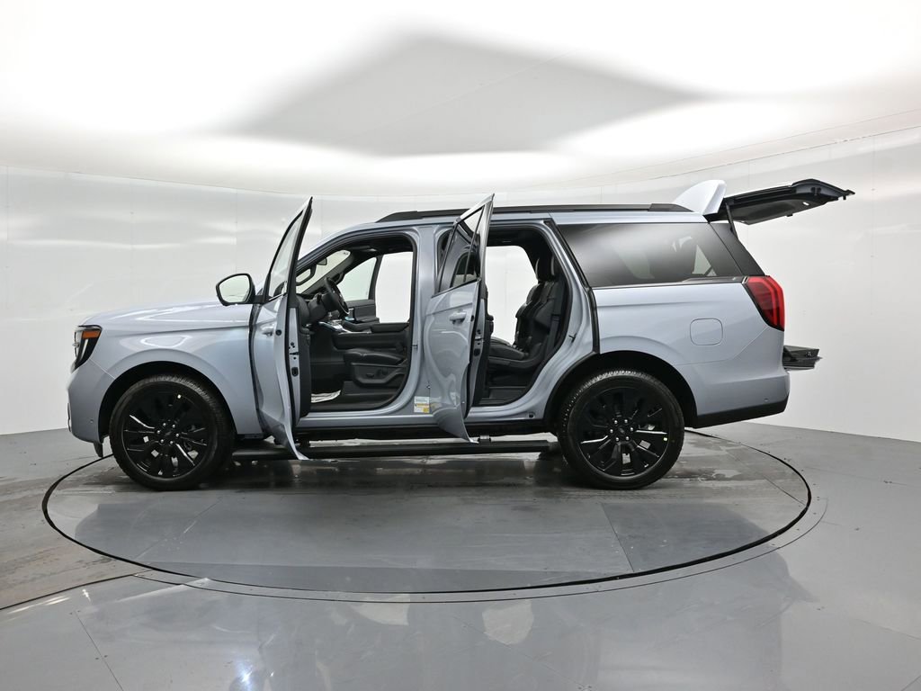 New 2025 Ford Expedition Platinum w/ Stealth Appearance Package AWD/4WD image 39