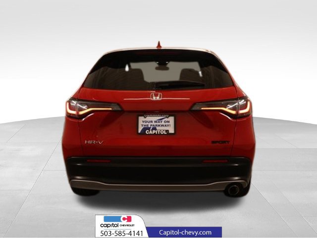 Used 2023 Honda HR-V Sport image 3