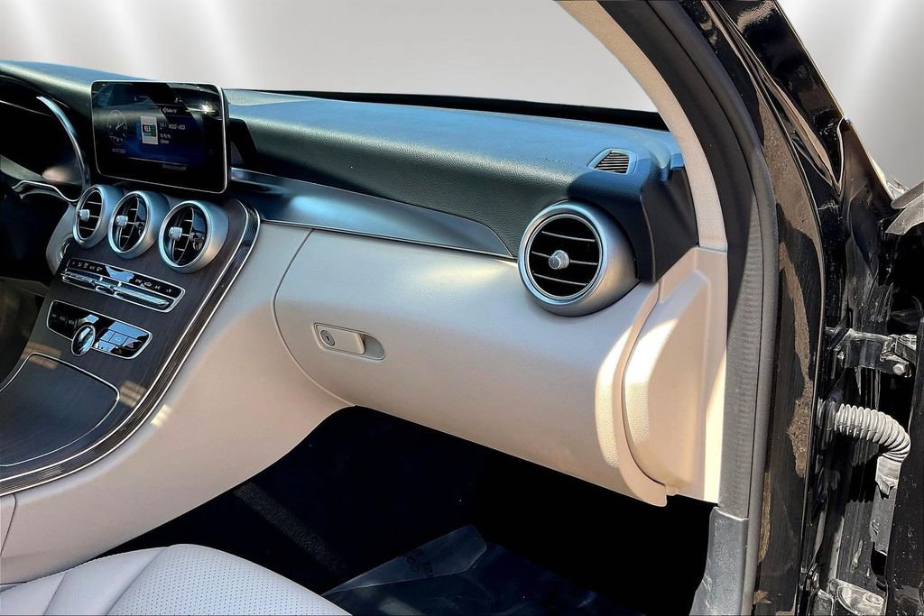 Used 2021 Mercedes-Benz C 300 4MATIC Sedan image 26