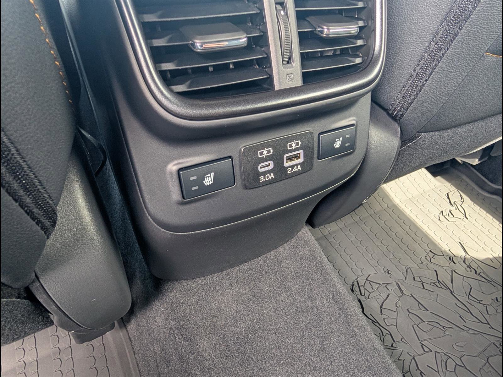 Used 2025 Subaru Outback Wilderness image 19