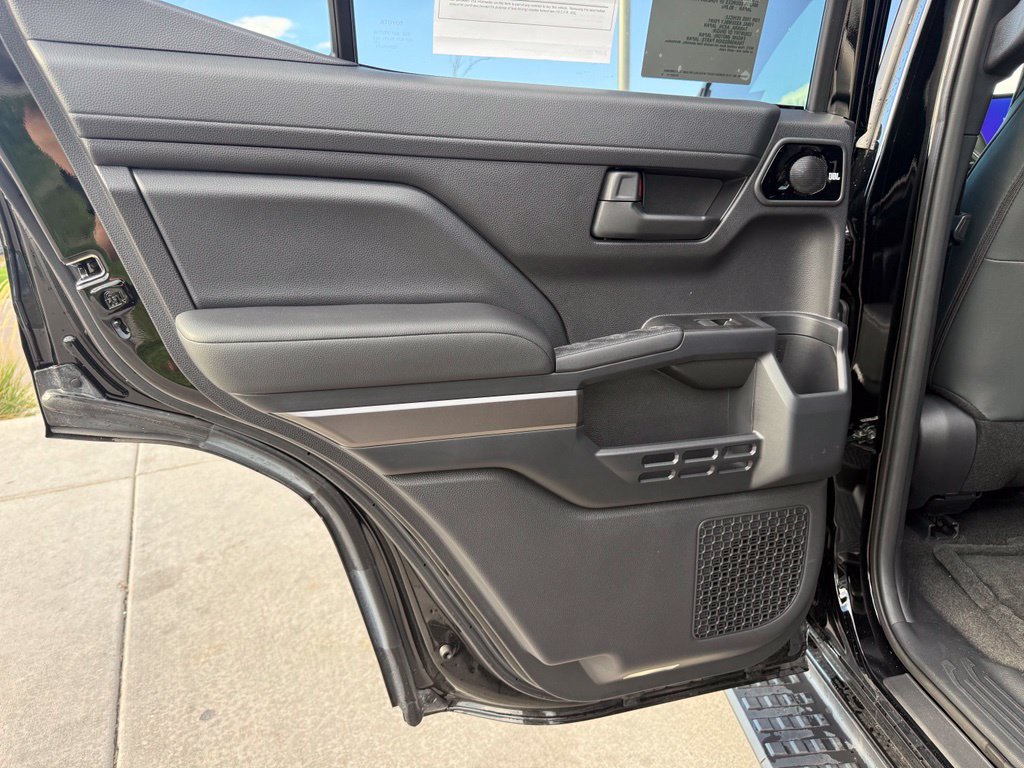 Used 2026 Toyota 4Runner TRD Off-Road Premium AWD/4WD image 17