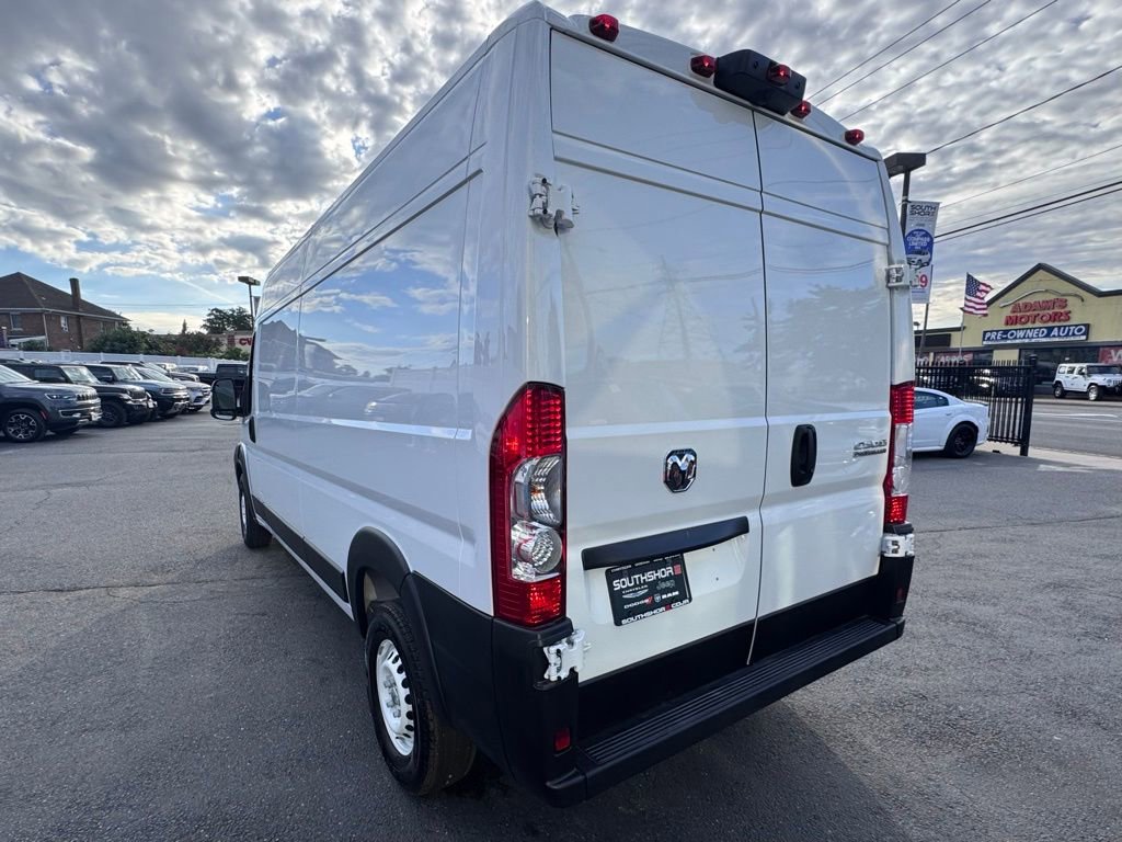 New 2025 RAM ProMaster 2500 w/ Storage Group image 4