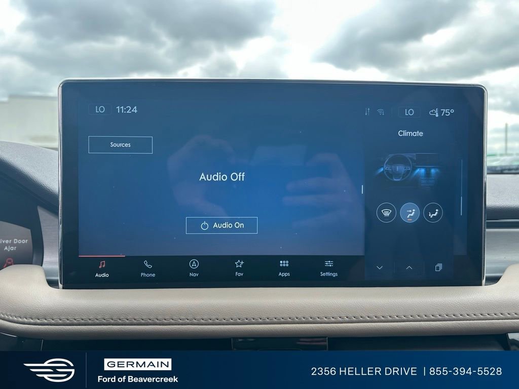 Used 2022 Lincoln Nautilus AWD w/ Premium Package image 19