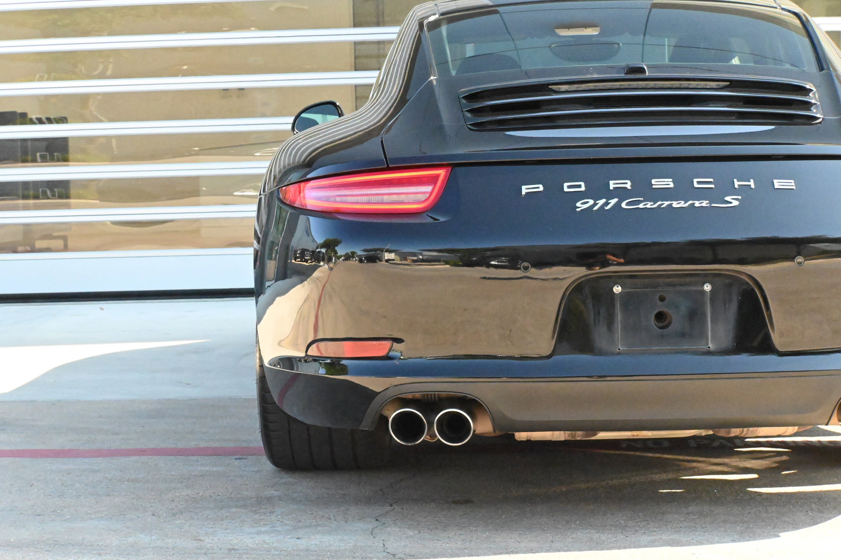 Used 2012 Porsche 911 Carrera S image 14