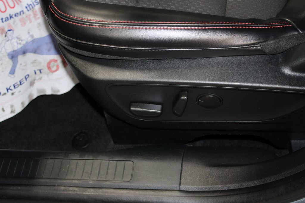 Used 2024 Ford Escape ST-Line image 14