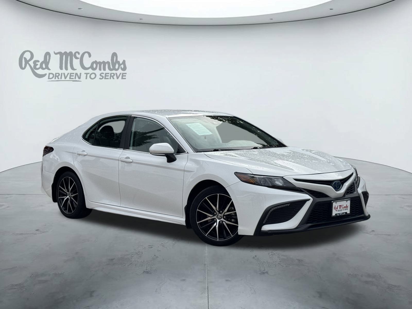 Used 2024 Toyota Camry SE