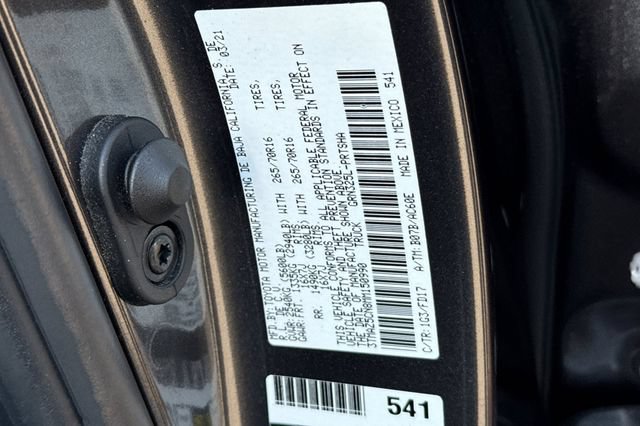 Used 2021 Toyota Tacoma TRD Off-Road w/ Technology Package RWD image 32
