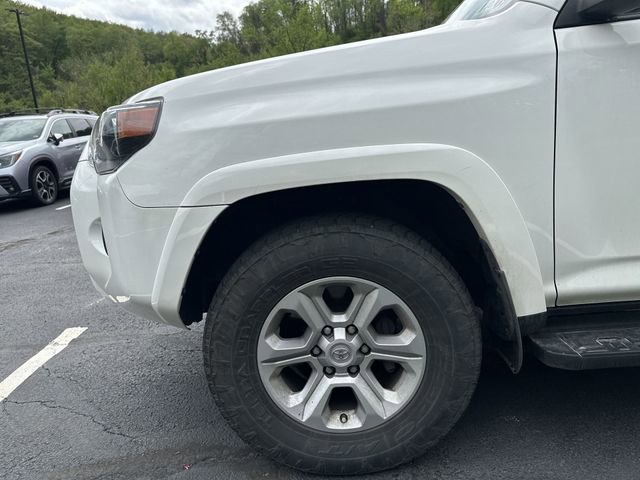 Used 2021 Toyota 4Runner SR5 Premium w/ Moonroof Package AWD/4WD image 21