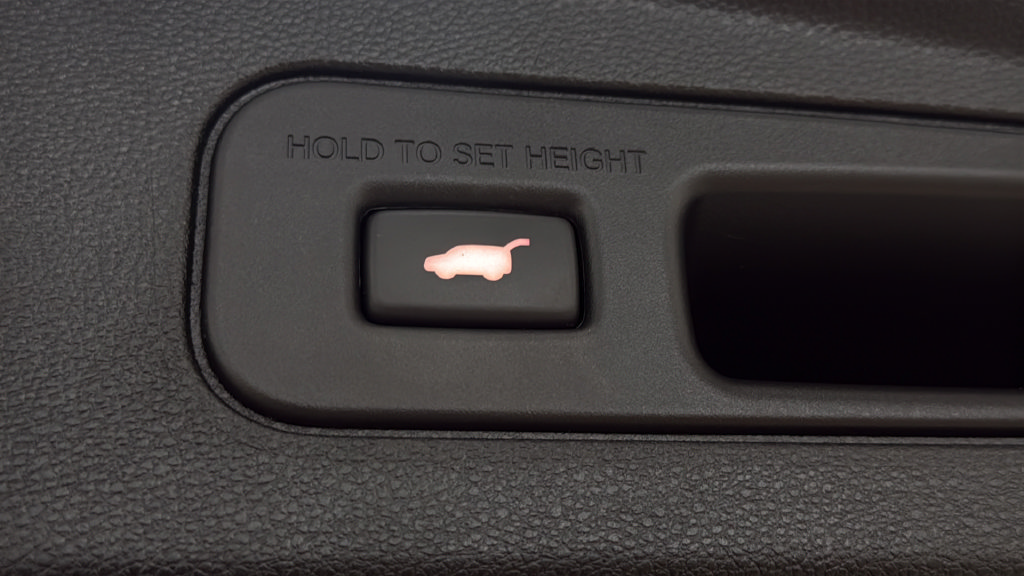 Used 2025 Acura MDX A-Spec AWD/4WD image 10