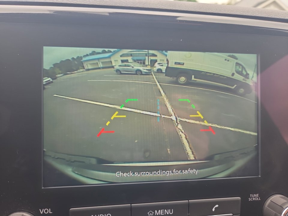 Used 2024 Nissan Frontier SV w/ SV Convenience Package RWD image 23