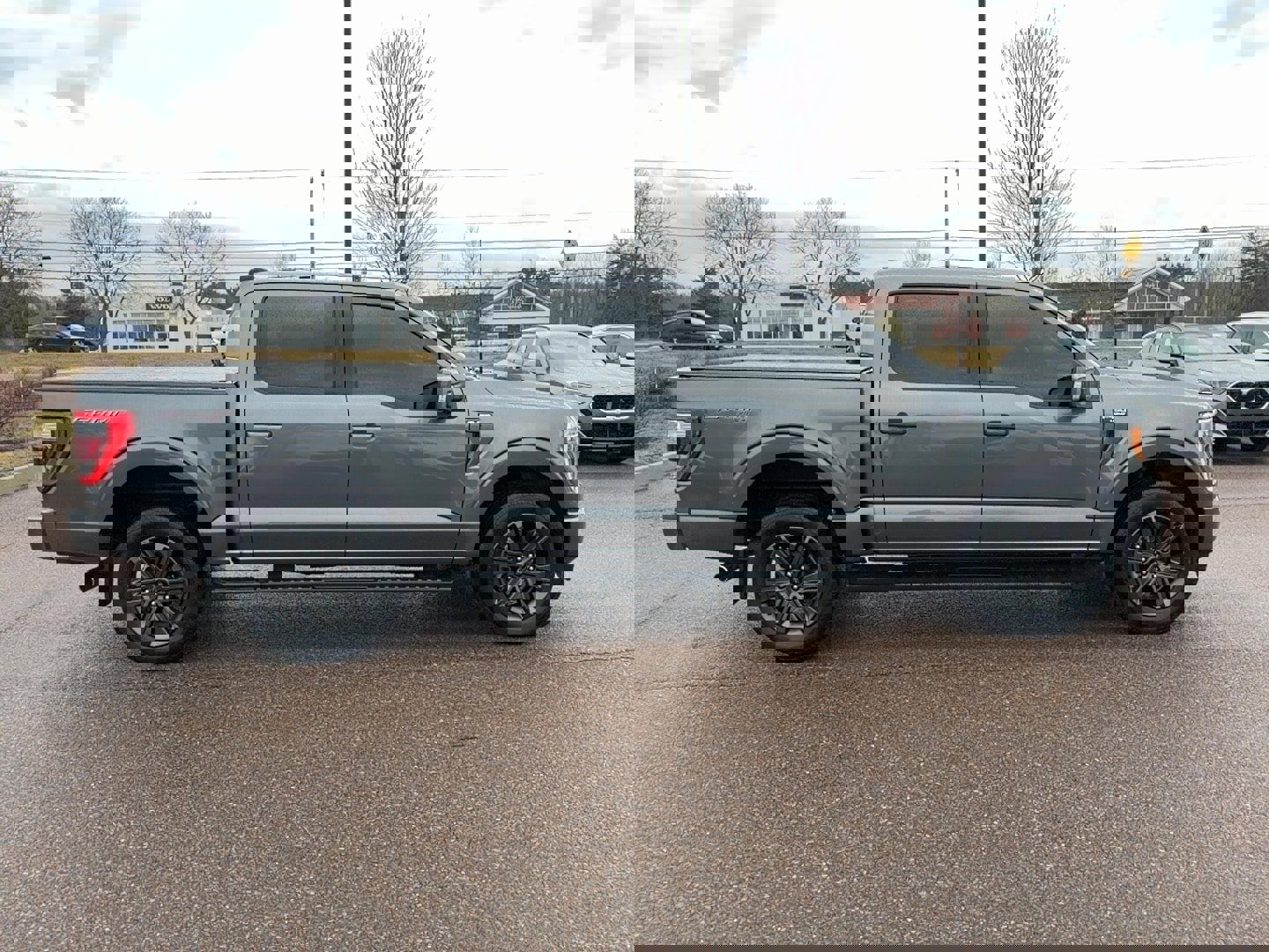 Used 2023 Ford F150 Lariat image 4