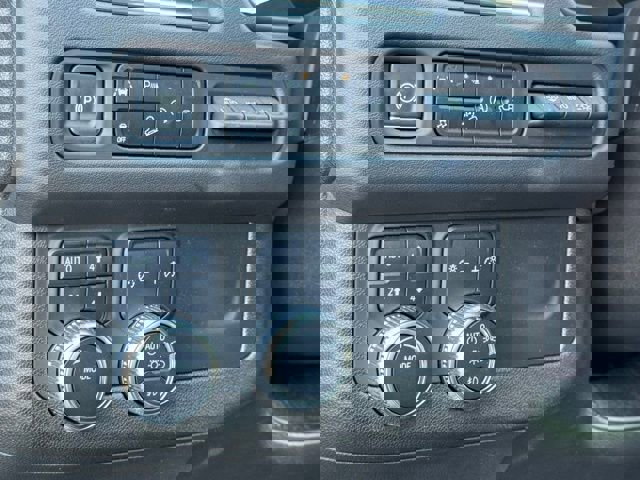 Used 2021 GMC Yukon XL AT4 w/ AT4 Premium Package image 24