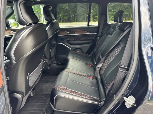 Used 2023 Jeep Grand Cherokee Summit w/ Adv Protech Group IV AWD/4WD image 29