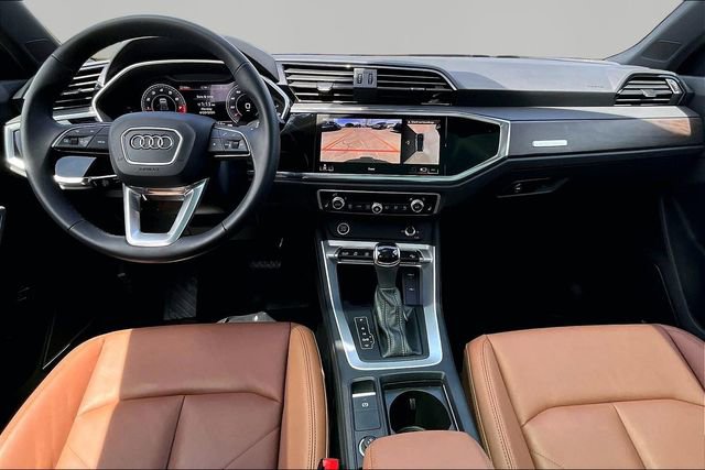 Used 2025 Audi Q3 2.0T Premium Plus w/ Premium Plus Package AWD/4WD image 15
