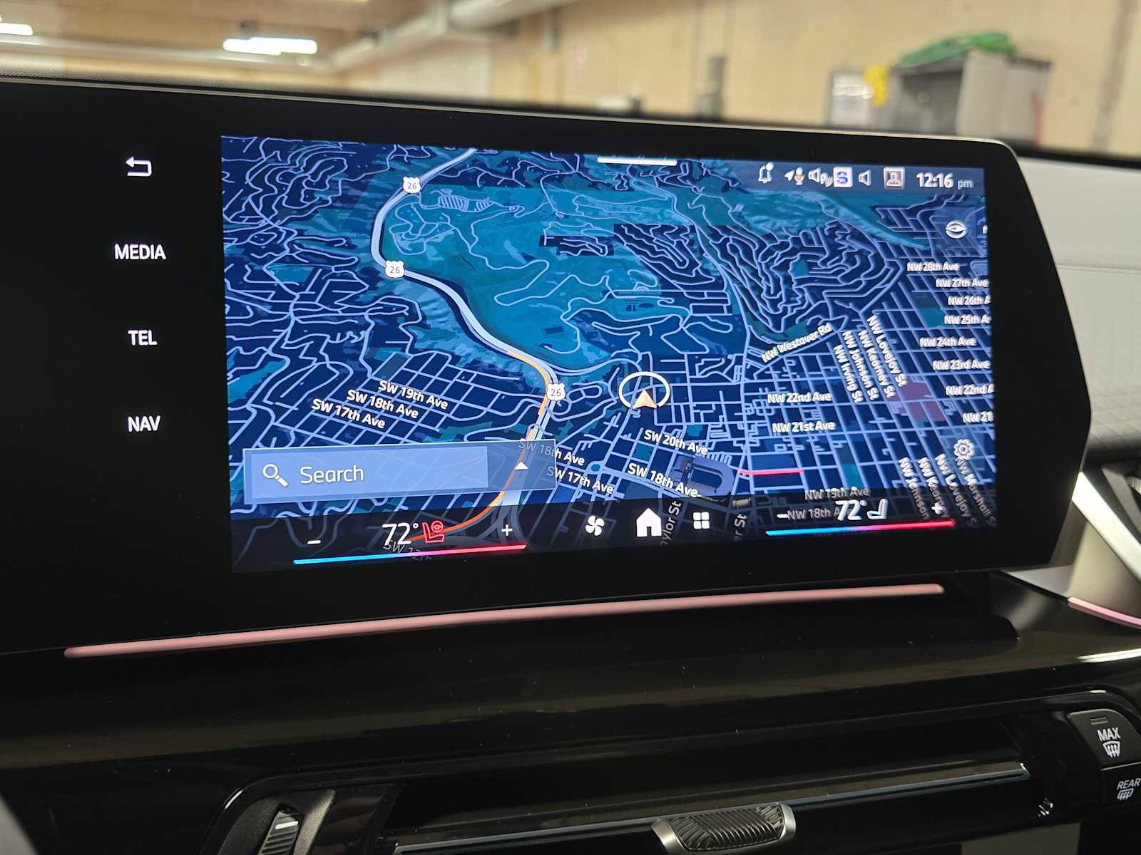 New 2026 BMW X2 xDrive28i w/ Technology Package AWD/4WD image 30