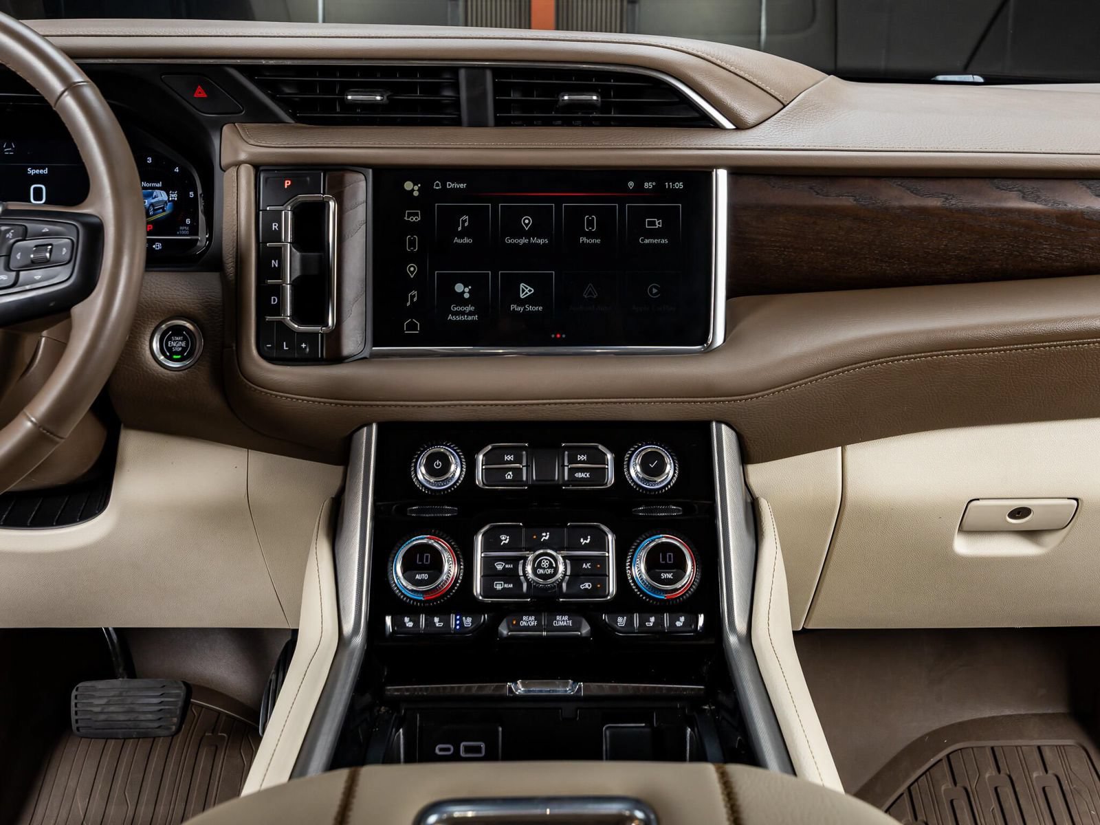 Used 2023 GMC Yukon Denali AWD/4WD image 20