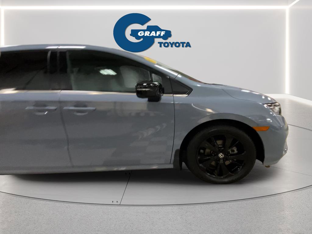 Used 2024 Honda Odyssey Sport image 6
