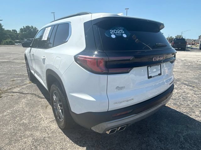 Certified 2025 GMC Acadia Elevation FWD image 3