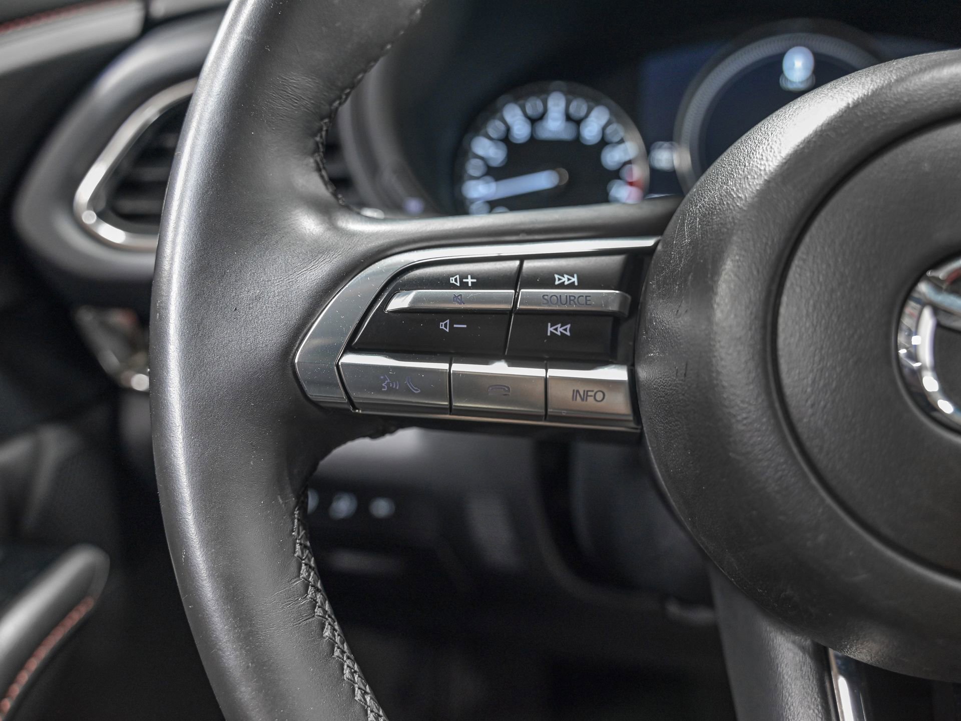 Used 2024 MAZDA CX-30 AWD 2.5 S w/ Preferred Package image 18