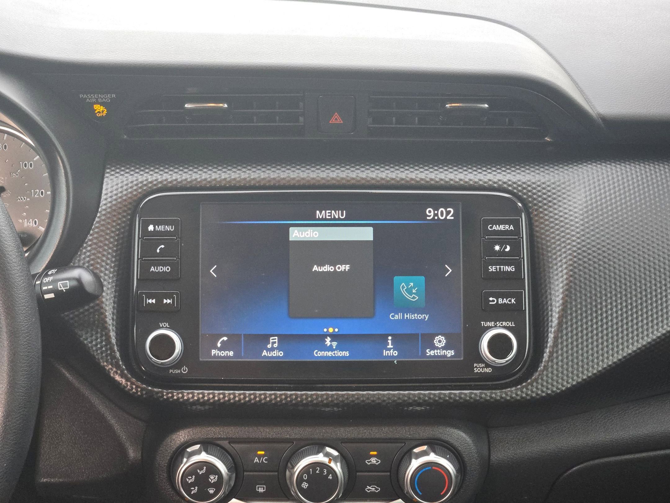 Used 2023 Nissan Kicks SV image 16