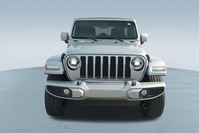 Used 2021 Jeep Wrangler Unlimited Sahara image 2