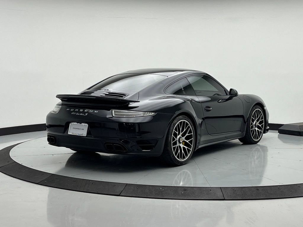 Used 2015 Porsche 911 Turbo S image 7