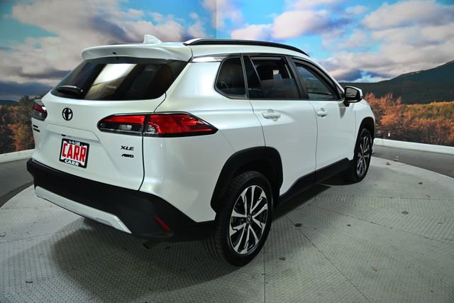 Used 2023 Toyota Corolla Cross XLE w/ Convenience Package image 9