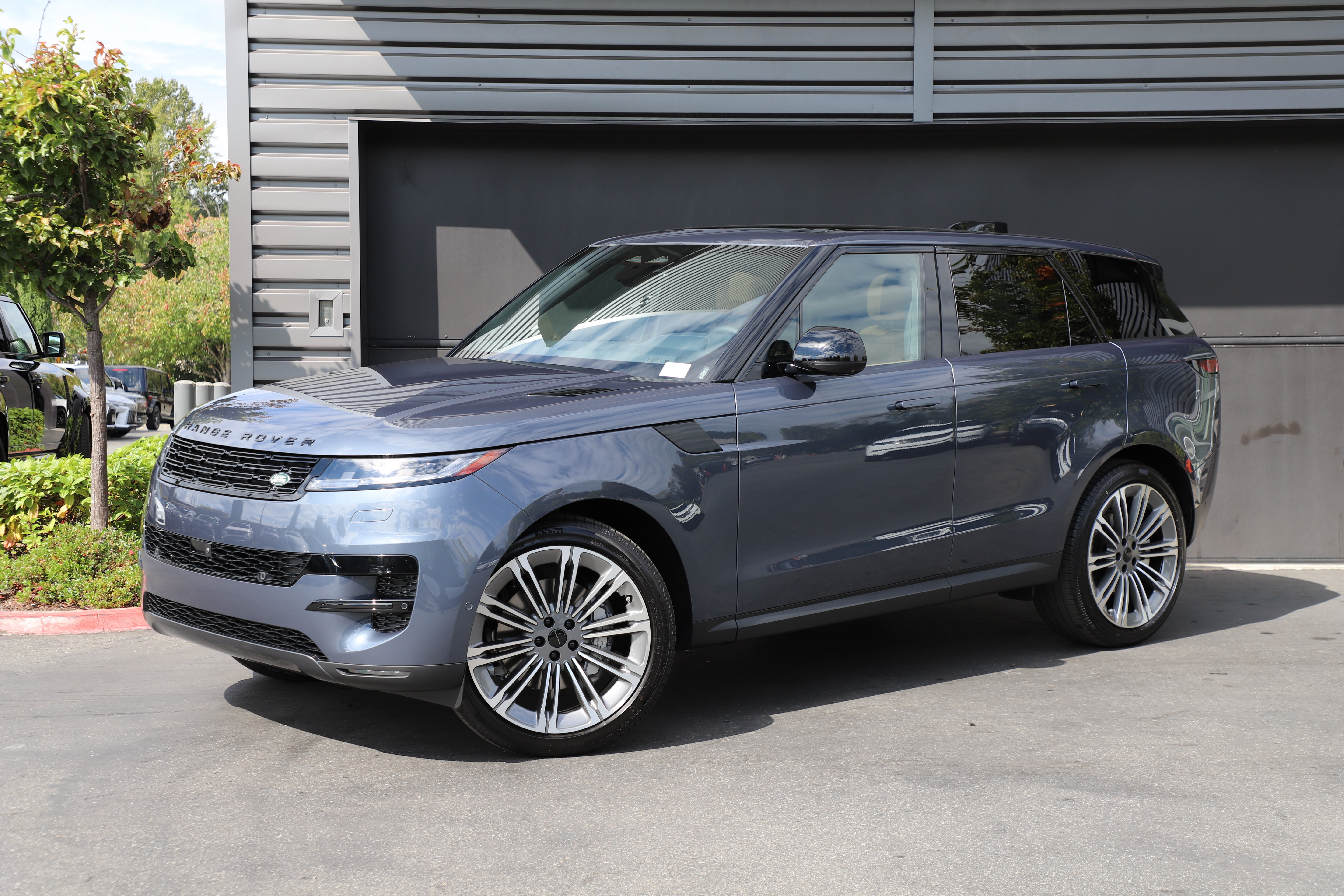 New 2026 Land Rover Range Rover Sport SE