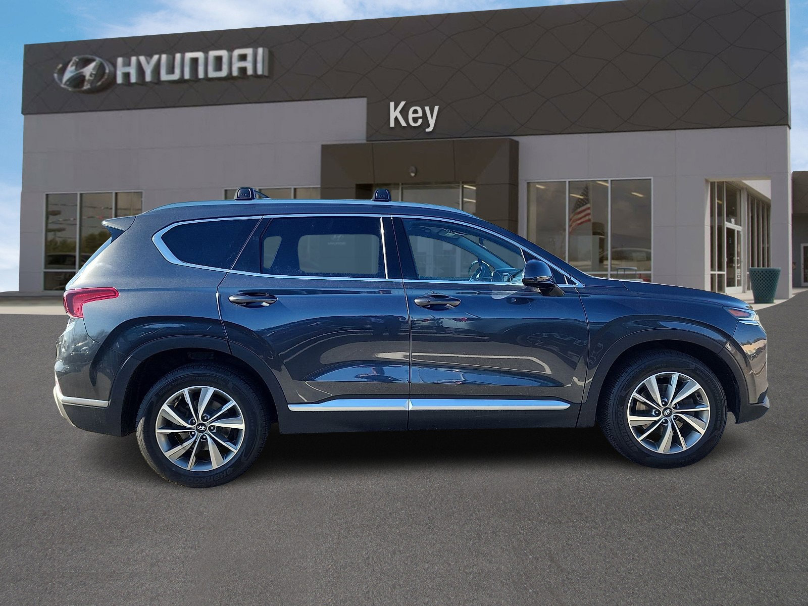 Used 2020 Hyundai Santa Fe SEL w/ Convenience Package image 3