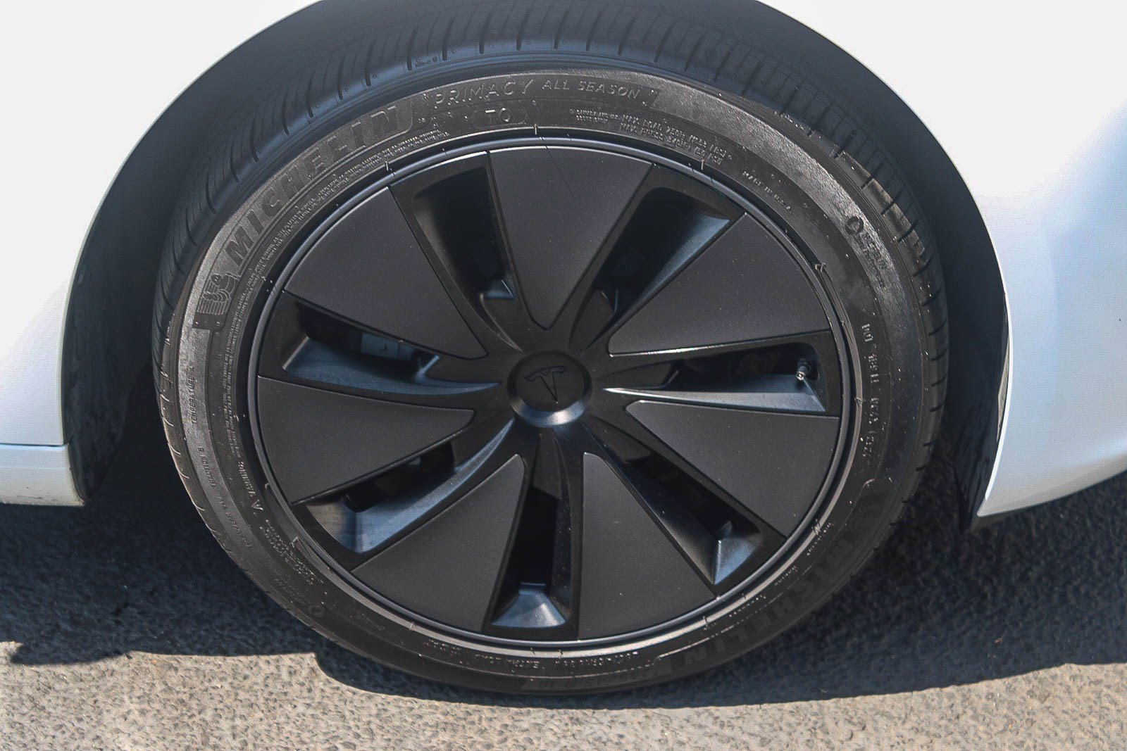 Used 2025 Tesla Model 3 Long Range RWD image 11