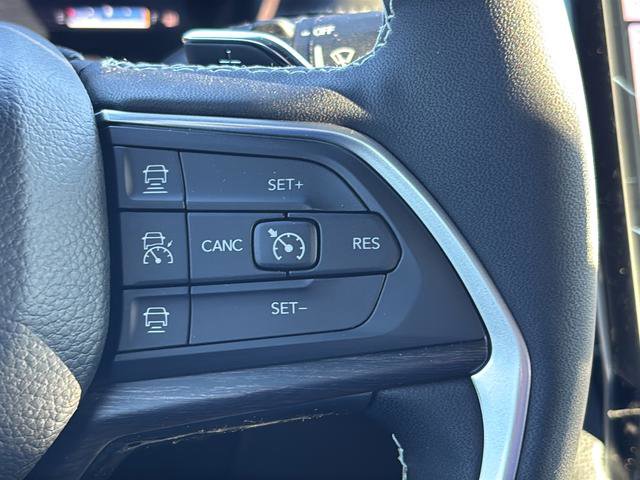 New 2025 Jeep Grand Cherokee L Limited w/ Luxury Tech Group II image 28