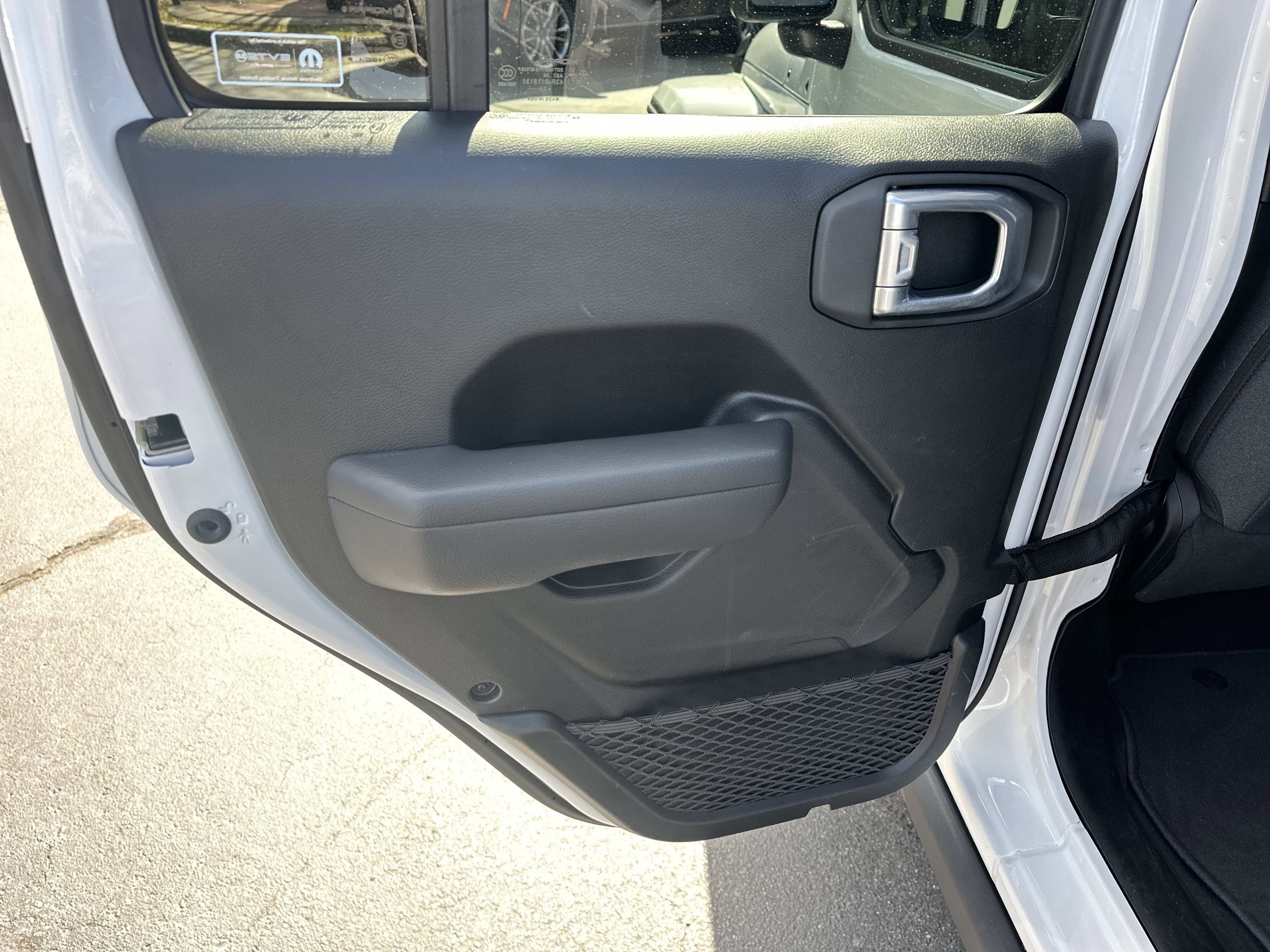 Used 2025 Jeep Gladiator Sport image 21