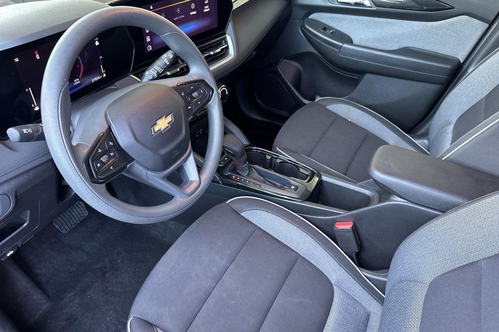 Used 2025 Chevrolet TrailBlazer LT image 4