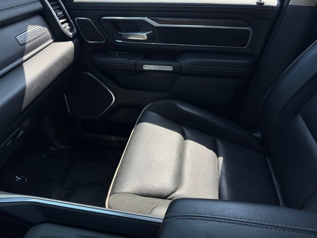 Used 2019 RAM 1500 Laramie AWD/4WD image 29