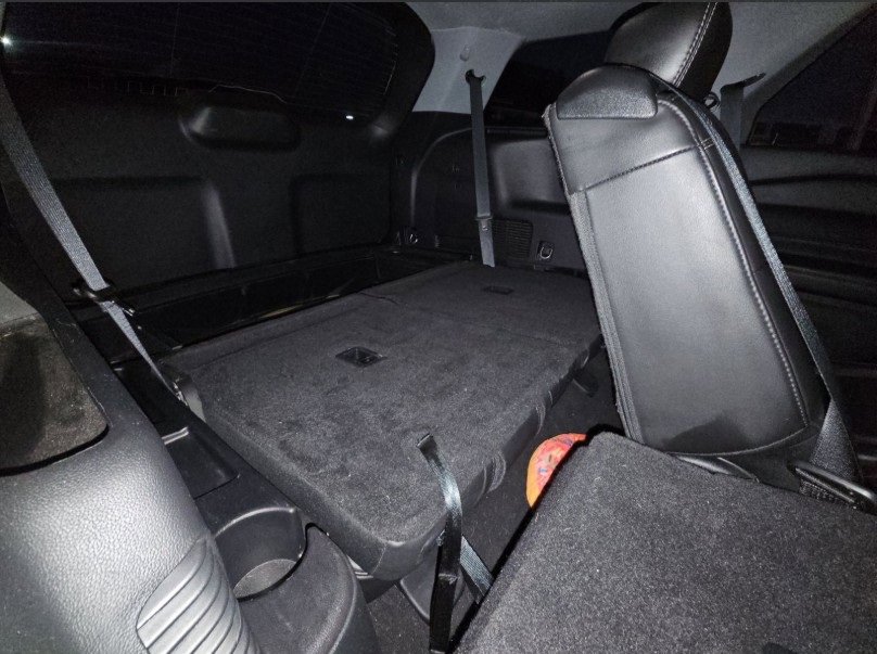 Used 2022 Ford Explorer XLT w/ Equipment Group 202A image 23