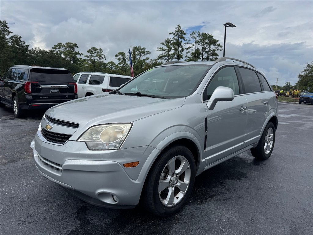Used 2014 Chevrolet Captiva Sport LT w/ Convenience Package FWD image 4