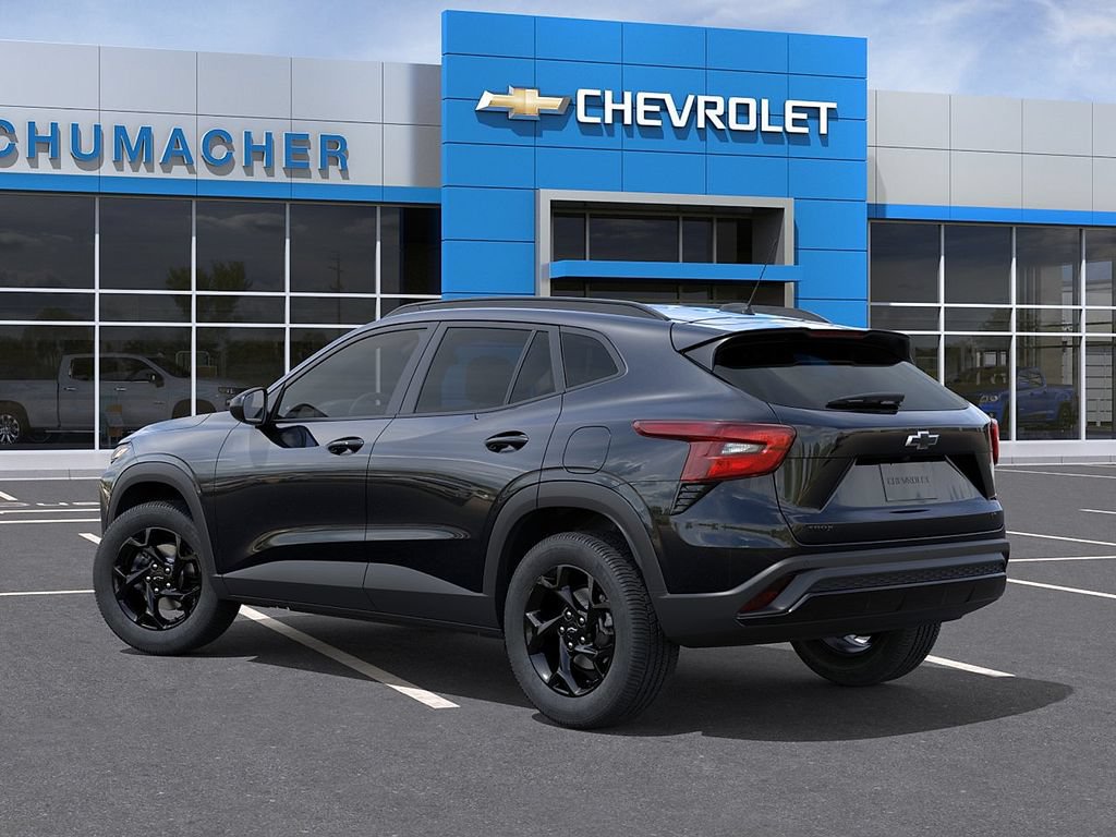 New 2026 Chevrolet Trax LT w/ Driver Confidence Package FWD image 3